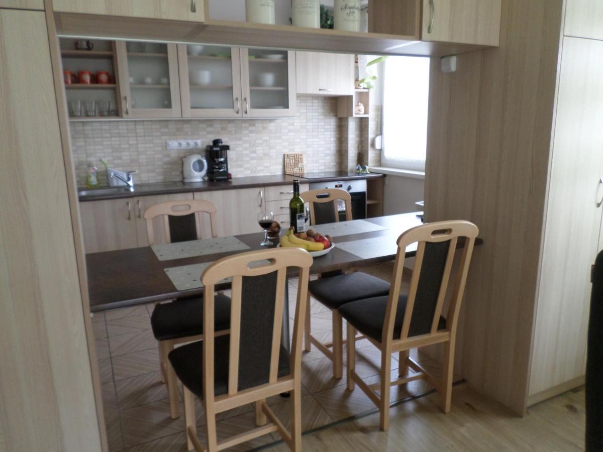 Veszprém Lakoparki Apartman מראה חיצוני תמונה