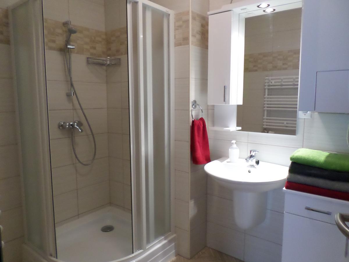 Veszprém Lakoparki Apartman מראה חיצוני תמונה